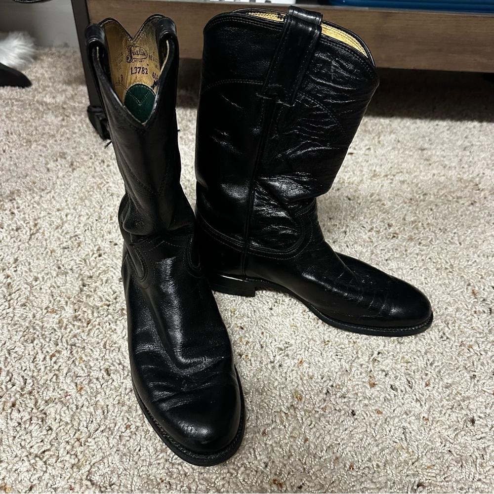 Size 5B Women’s Justin Roper Boot